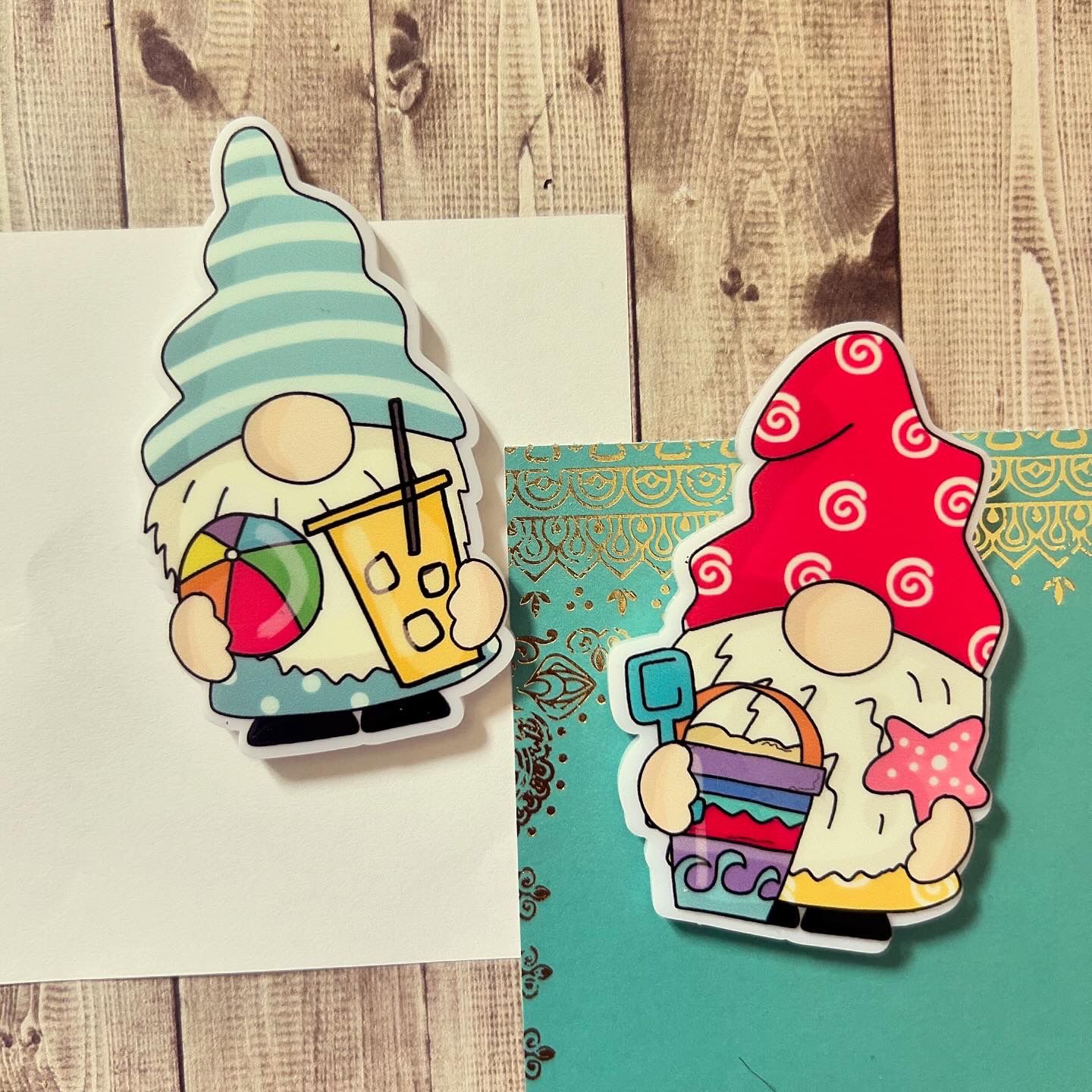 Cute Gonk Gnomes on Traveling on Beach Holiday, Keepsake Gift Magnet, by Floppsie Moppsie – floppsiemoppsie at floppsiemoppsie.co.uk